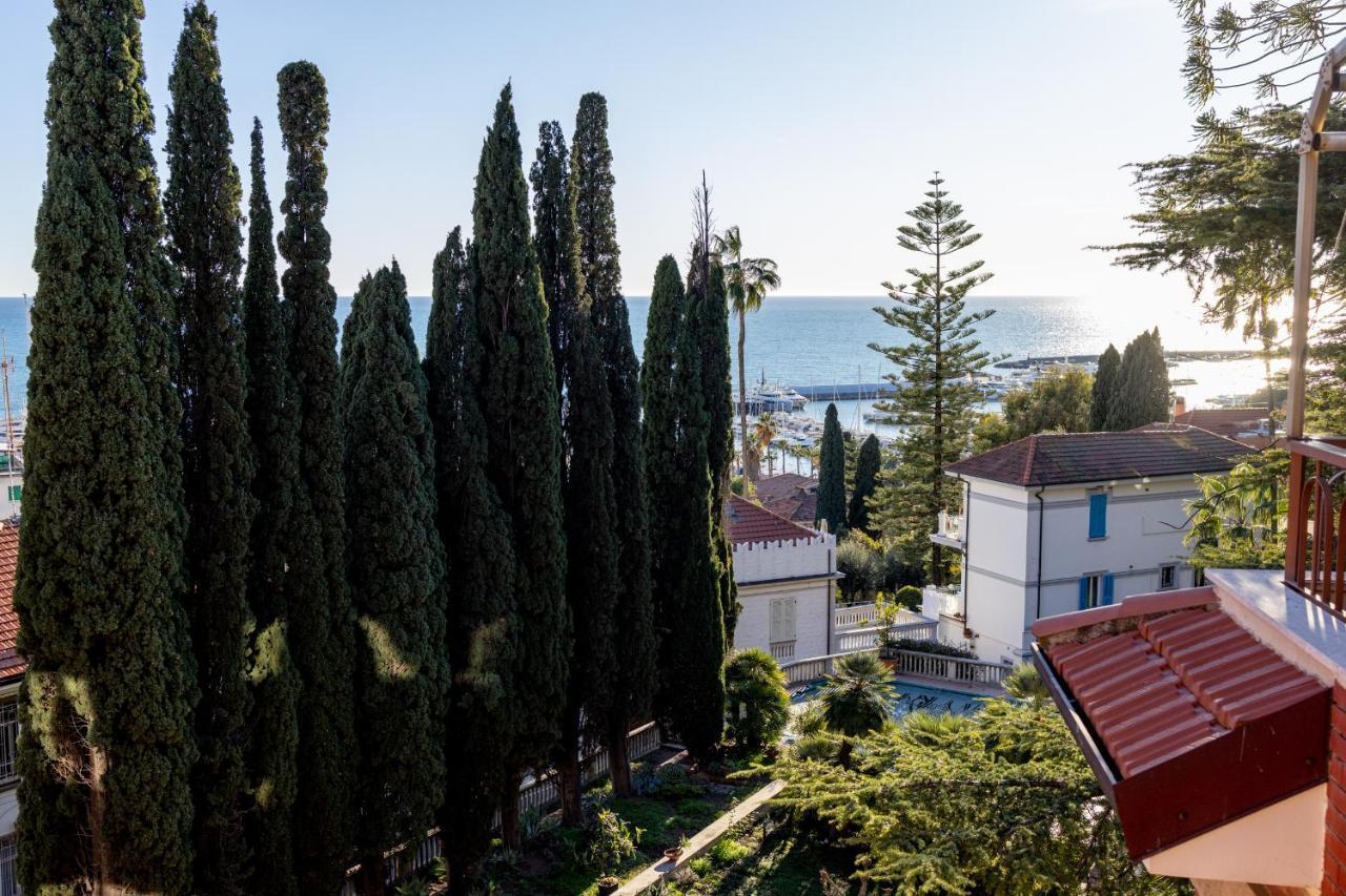 Portosole Attic - With Terrace And Private Parking Διαμέρισμα Σαν Ρέμο Εξωτερικό φωτογραφία
